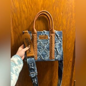 Small Wrangler Purse